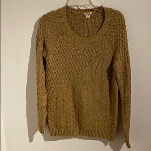 knit pullover sweater